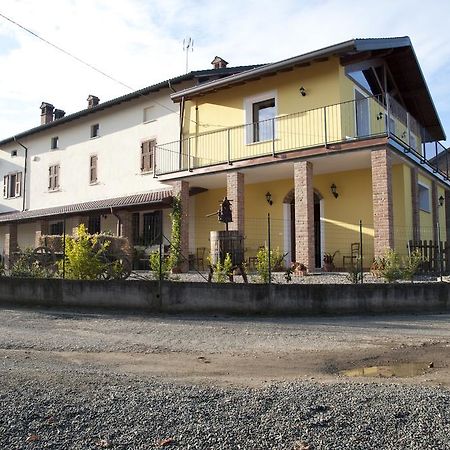 Agriturismo Il Vecchio Portico Francavilla Bisio Luaran gambar